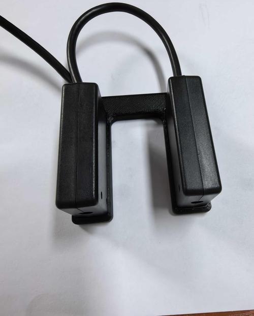 智能扫码刷卡或脸梯控系统集成rfid,qr与ai,适用于智慧社区和办公楼